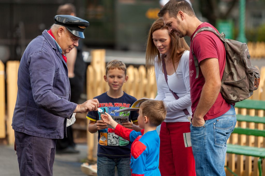 A family on the platform at Isle of Wight Steam Railway