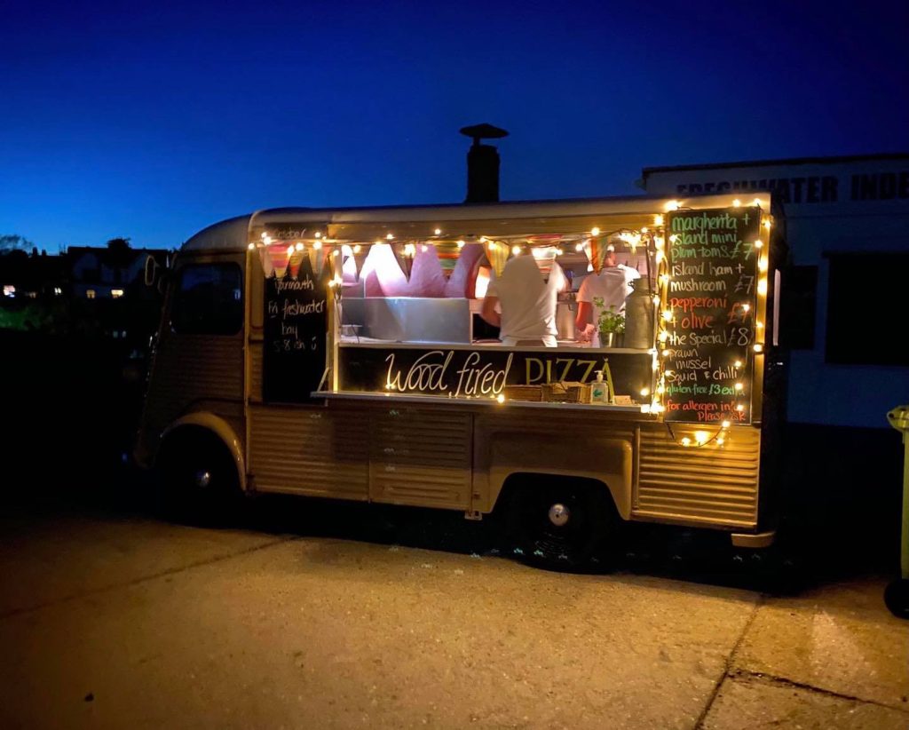 Wightwood Pizza van at night (image thanks to Wightwood Pizza)